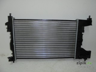 Радиатор охлаждения двигателя 1.6-1.8 автомат короткий, патрубок сверху CRUZE 1 08-16 для Cruze Chevrolet Cruze J300 2008-2016