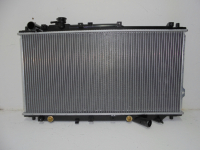 Радиатор охлаждения двигателя  автомат 1.5 - 1.8 SPECTRA ИЖ 04-11