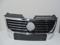 Решетка радиатора  (с разметкой под датчики, с хромом) VW PASSAT (B6) 05-10