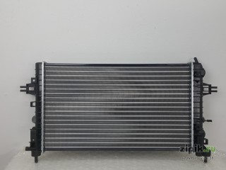Радиатор охлаждения механика 1.6 - 1.8 ASTRA H 04-15 для Opel 